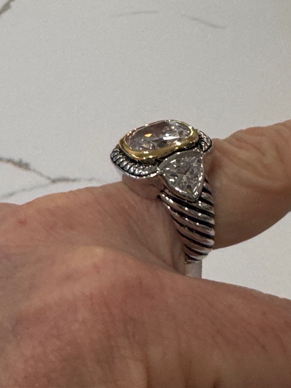 Frieda Rothman Statement Ring - Picture 2 of 3